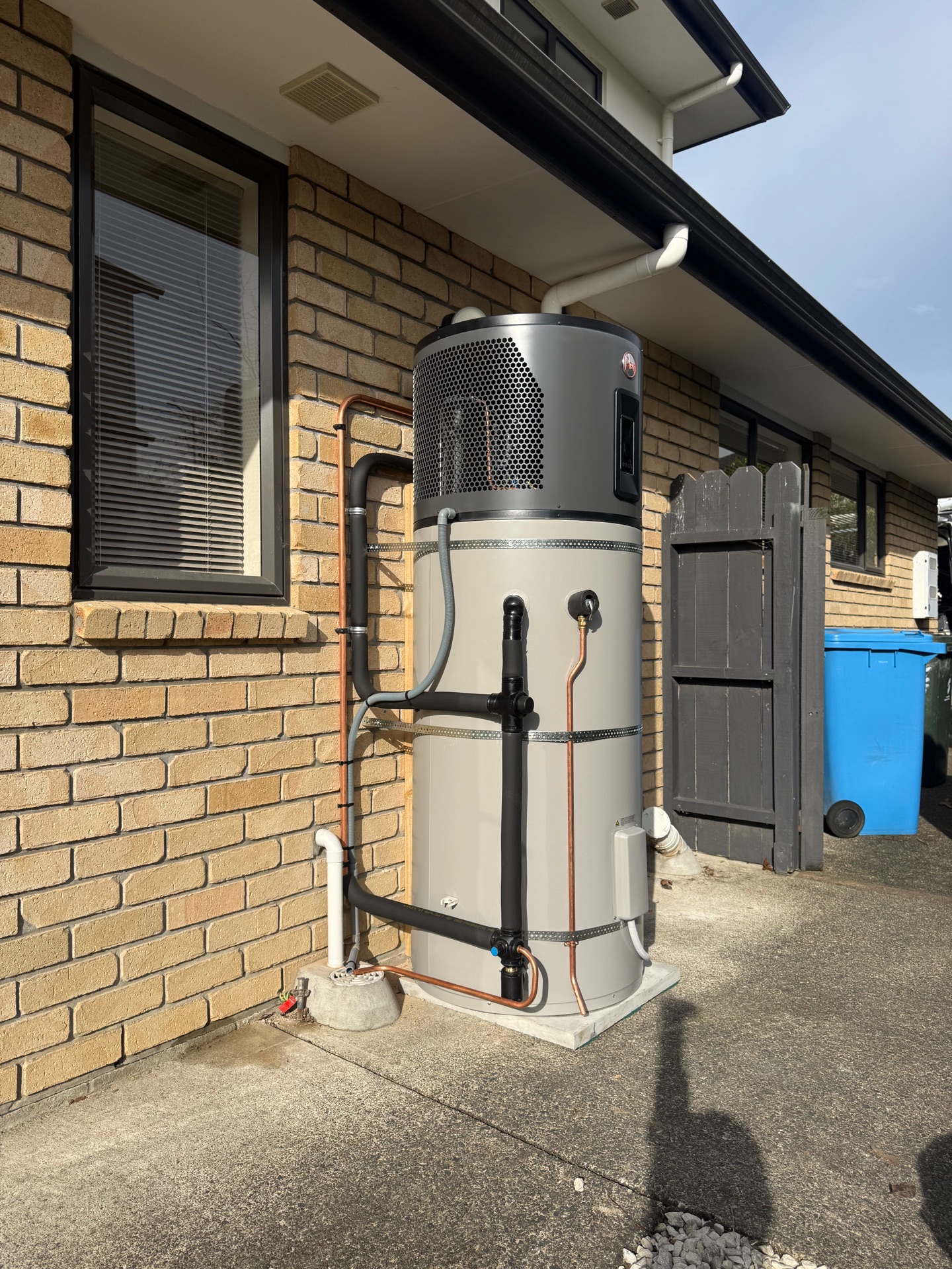 After: Rheem AmbiPower 280e heat pump hot water cylinder installed in Auckland
